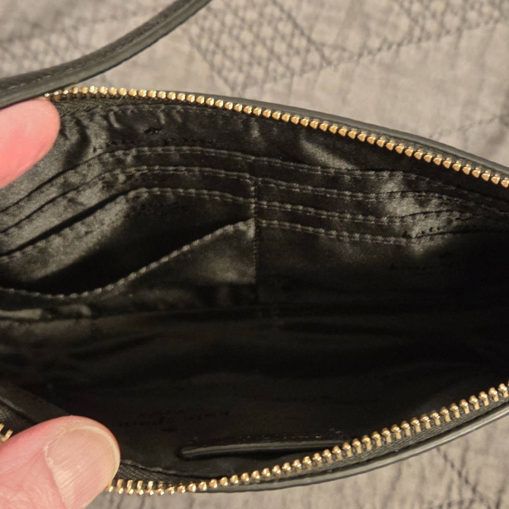 Kate Spade Black Wristlet bag - Picture 4 of 4